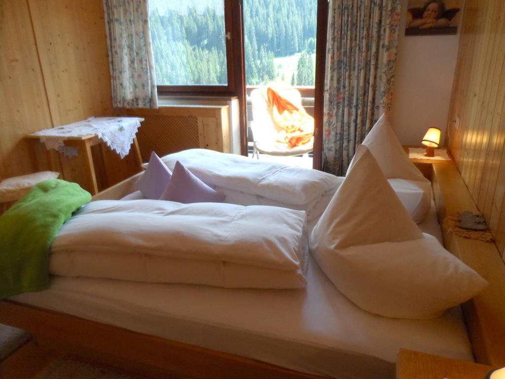 Haus Brunneck Apartment Warth  Стая снимка